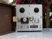 Akai X-100D